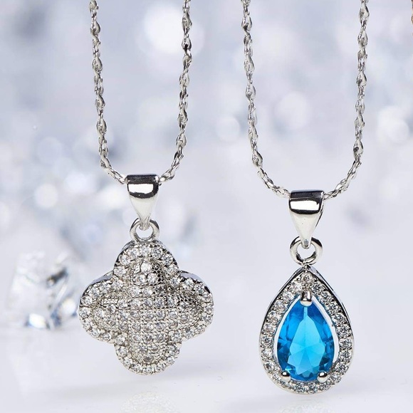 Nikola Valenti Clover Necklace 2025